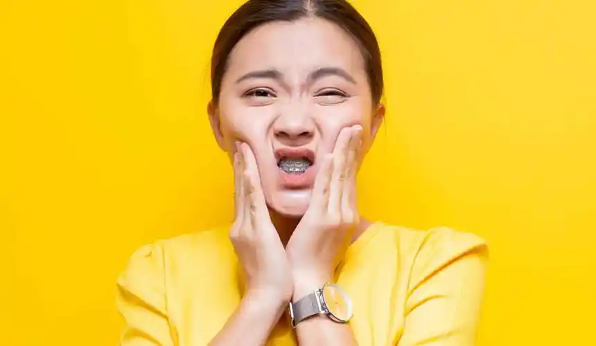 عوارض ارتودنسی دندان